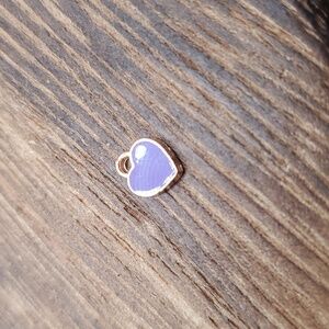 Tiny purple delicate heart charm‎ 💜
